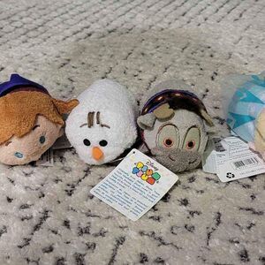 Disney Frozen TSUM TSUM NEW with an ELSA ornament NEW